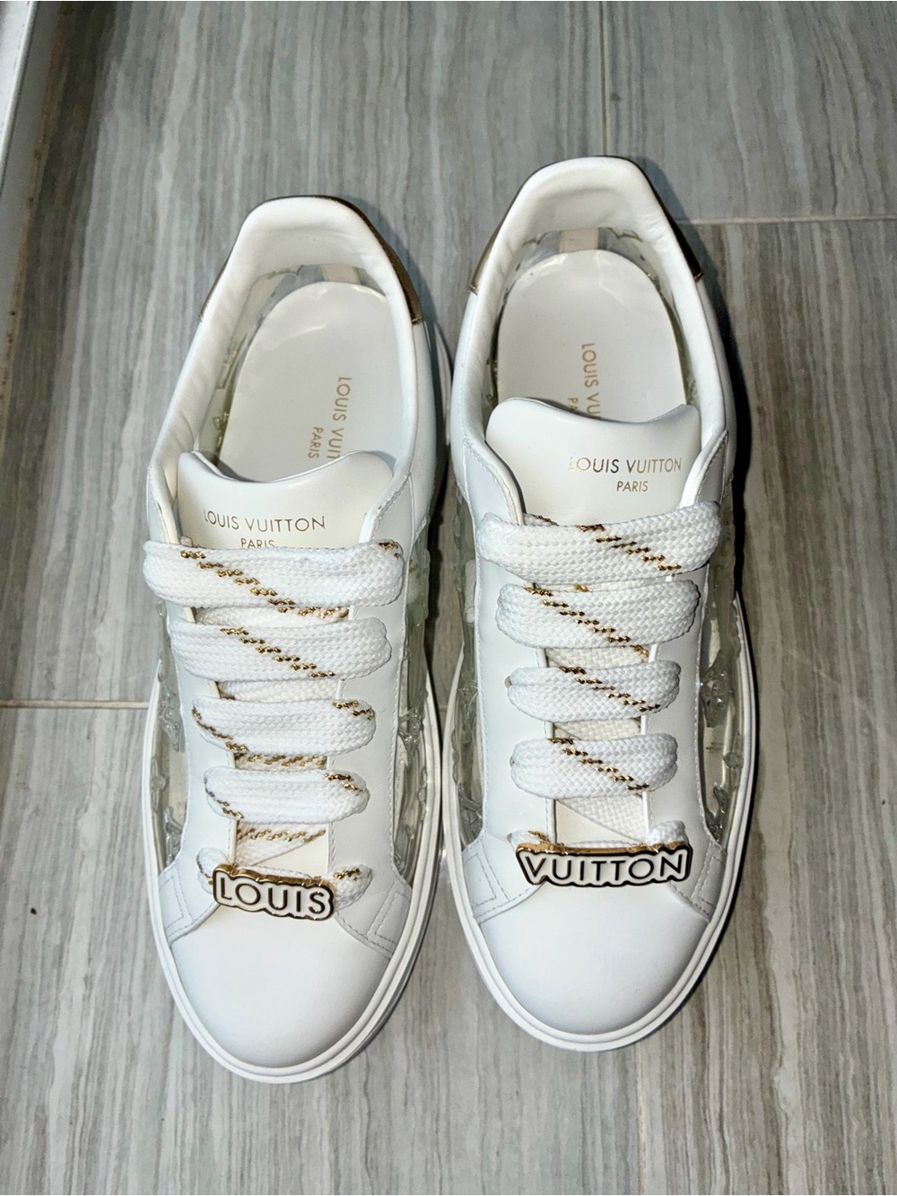 LOUIS VUITTON TIME-OUT WHITE LEATHER CLEAR GOLD LOGO PLATFORM SNEAKERS SZ 38